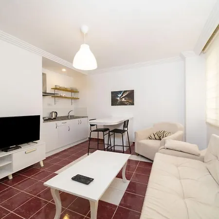 Peaceful Flat Near Trendy Attractions In Muratpasa